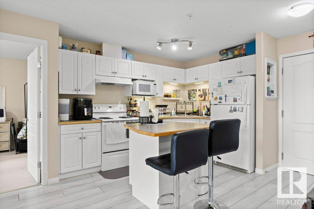 #330 7511 171 St Nw, Edmonton, Alberta  T5T 6S7 - Photo 4 - E4433374