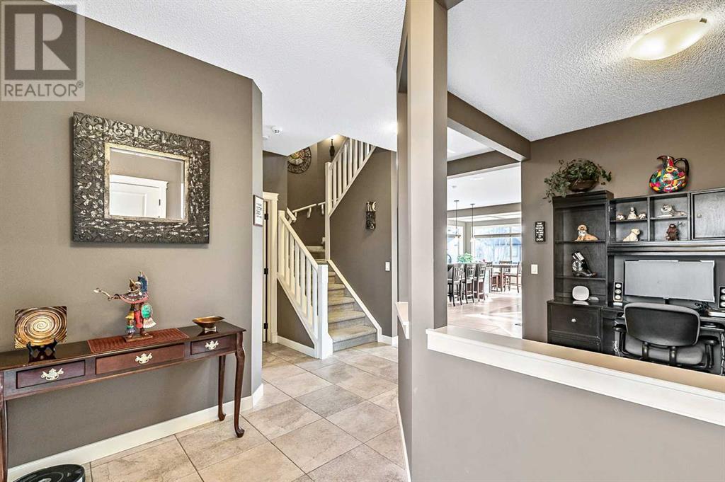 100 Everoak Close Sw, Calgary, Alberta  T2Y 0C3 - Photo 3 - A2210973
