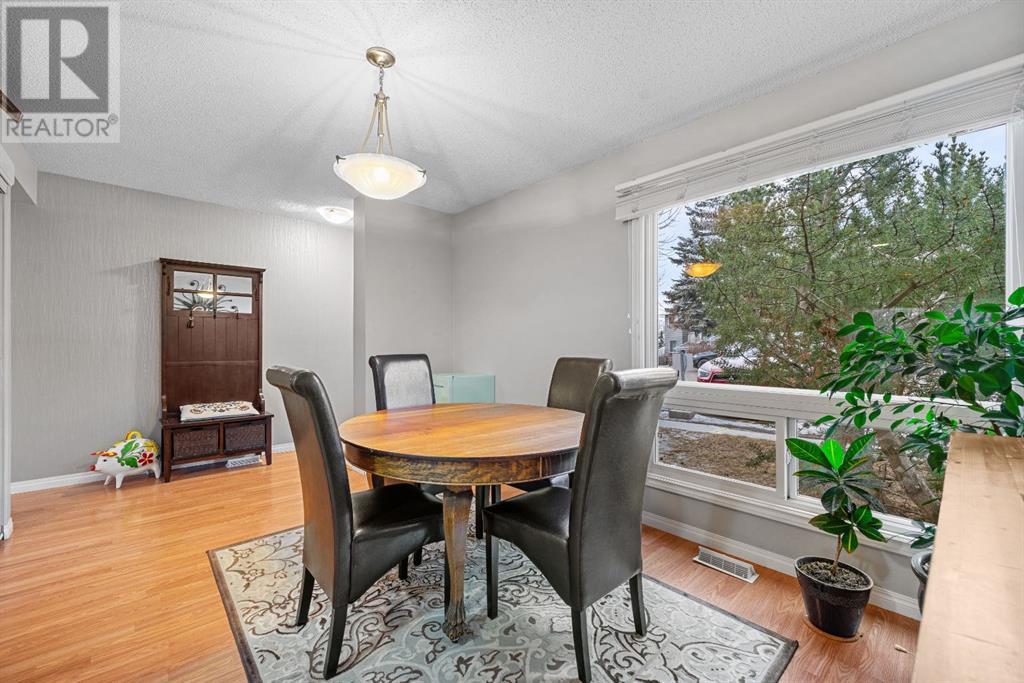 Property at 37, 6915 Ranchview Drive NW image 5