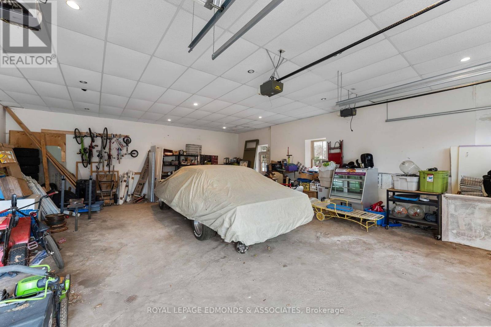 54 Isabella Street, Pembroke, Ontario  K8A 5S5 - Photo 35 - X12112394