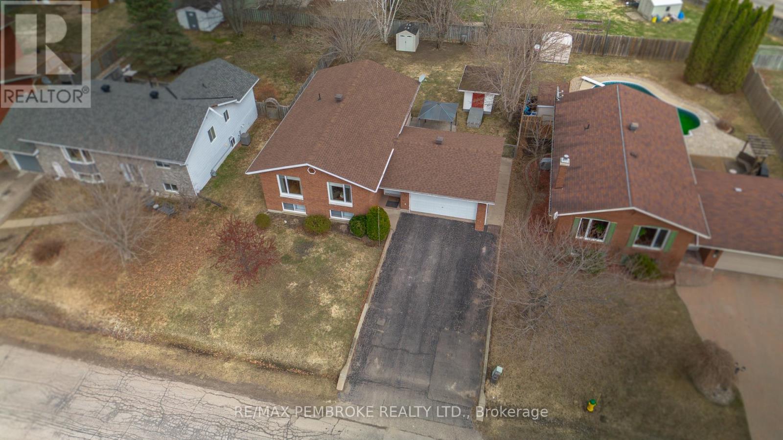 523 O'brien Street, Pembroke, Ontario  K8A 8E6 - Photo 28 - X12112448