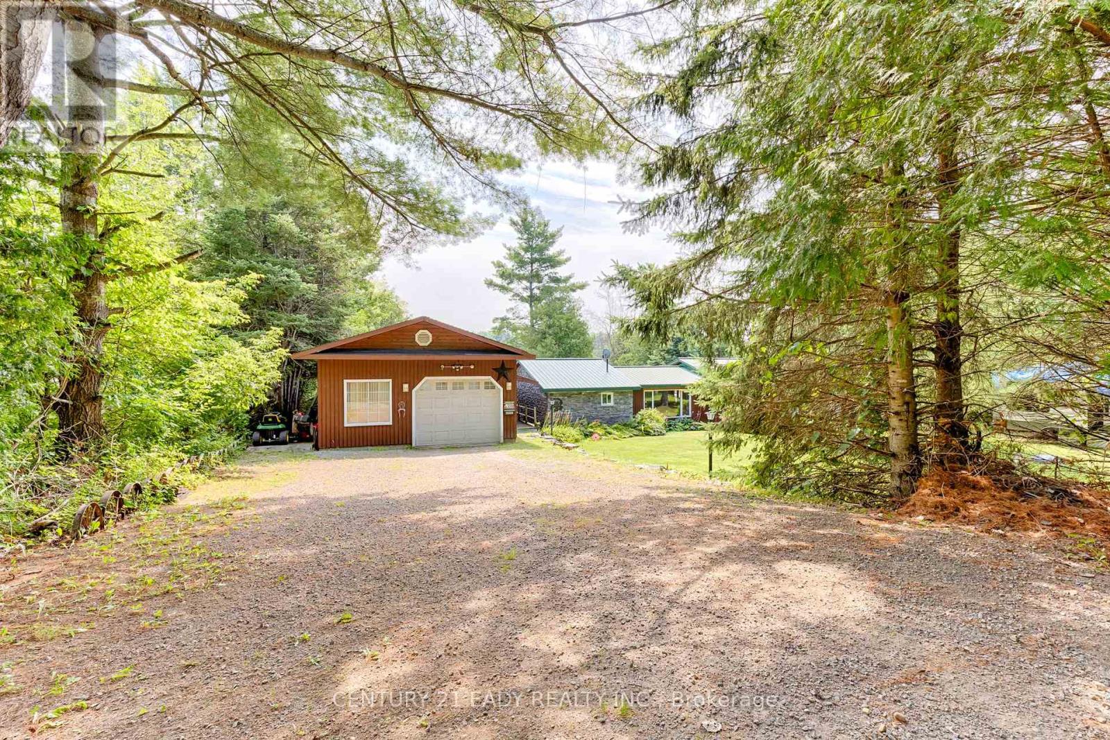 53 Downing Lane, Greater Madawaska, Ontario  K0J 1H0 - Photo 10 - X12112565