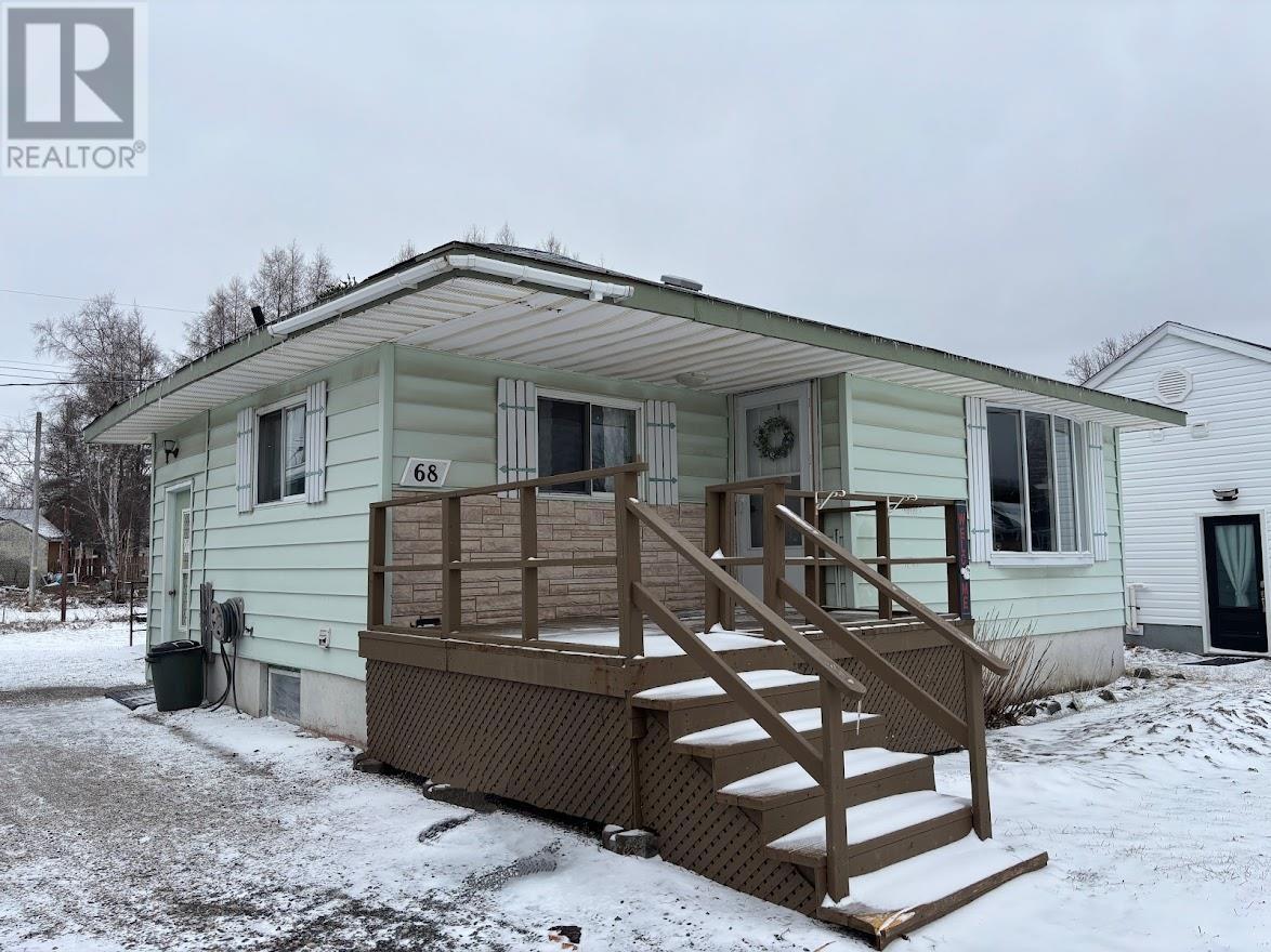 68 Neebig Ave, Manitouwadge, Ontario  P0T 2C0 - Photo 1 - TB250917