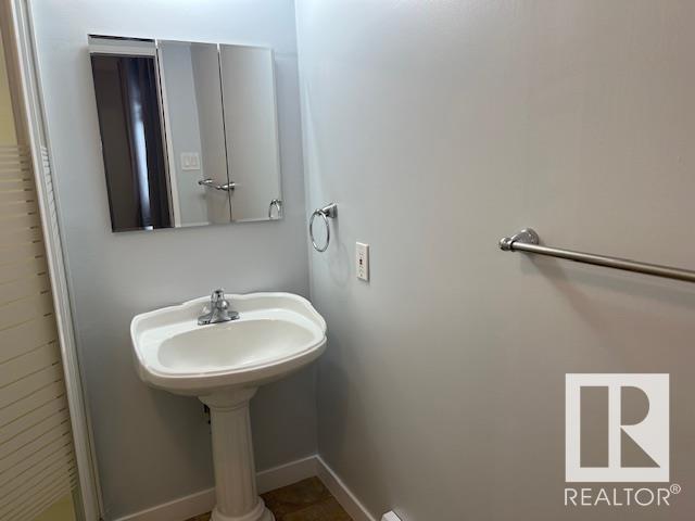 #303 10740 105 St Nw, Edmonton, Alberta  T5H 2X2 - Photo 12 - E4433377