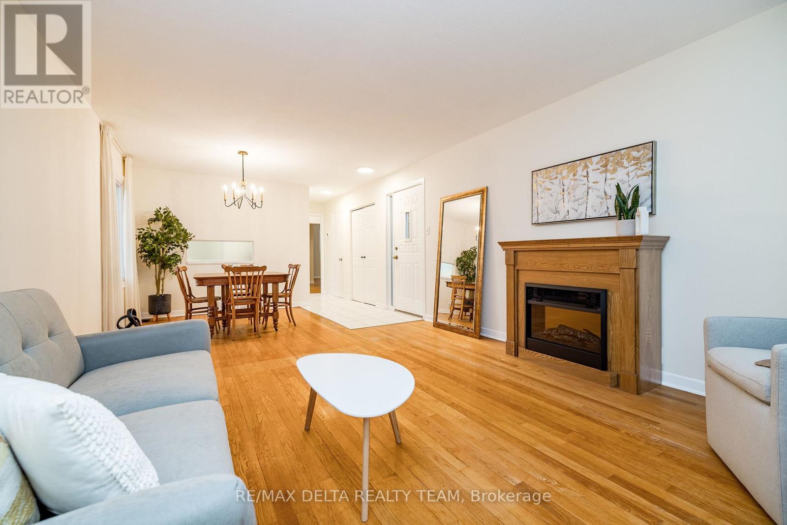Property at 22 BEDALE DRIVE image 3