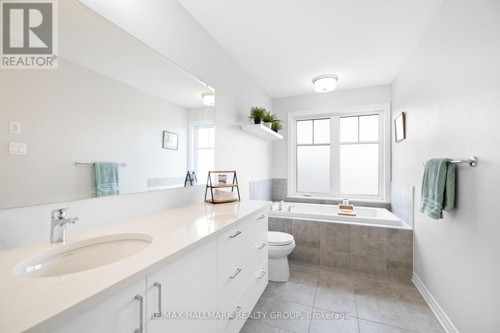 149 Angelonia Crescent, Ottawa, Ontario  K1T 0Y5 - Photo 28 - X12112390