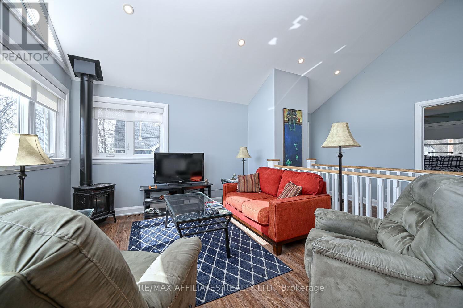 37 03 Otter Lake Road, Rideau Lakes, Ontario  K0G 1L0 - Photo 4 - X12112407