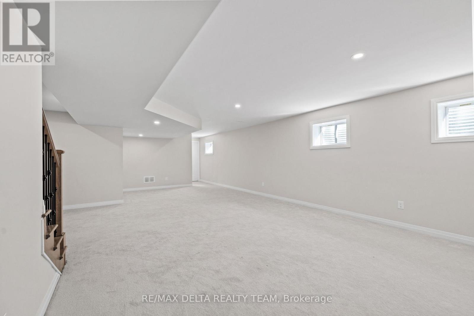 832 Mercier Crescent, Ottawa, Ontario  K1W 0N6 - Photo 39 - X12112412