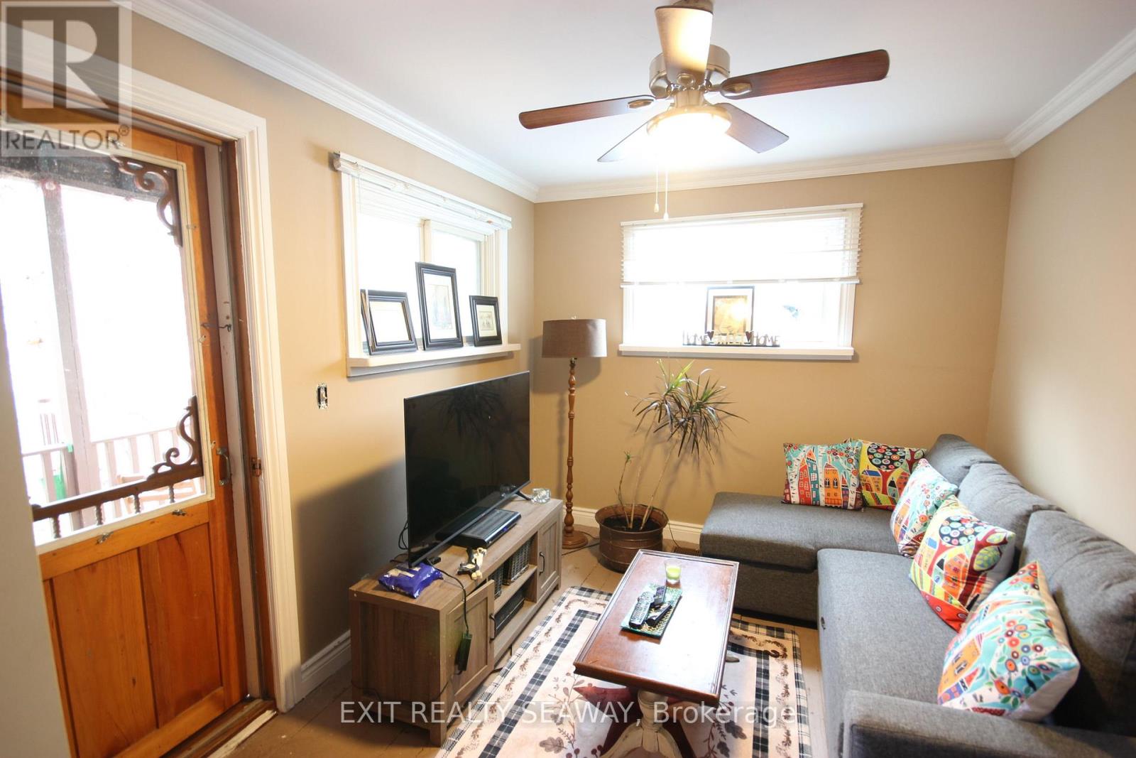 72 John Street, Brockville, Ontario  K6V 5A9 - Photo 12 - X12112461