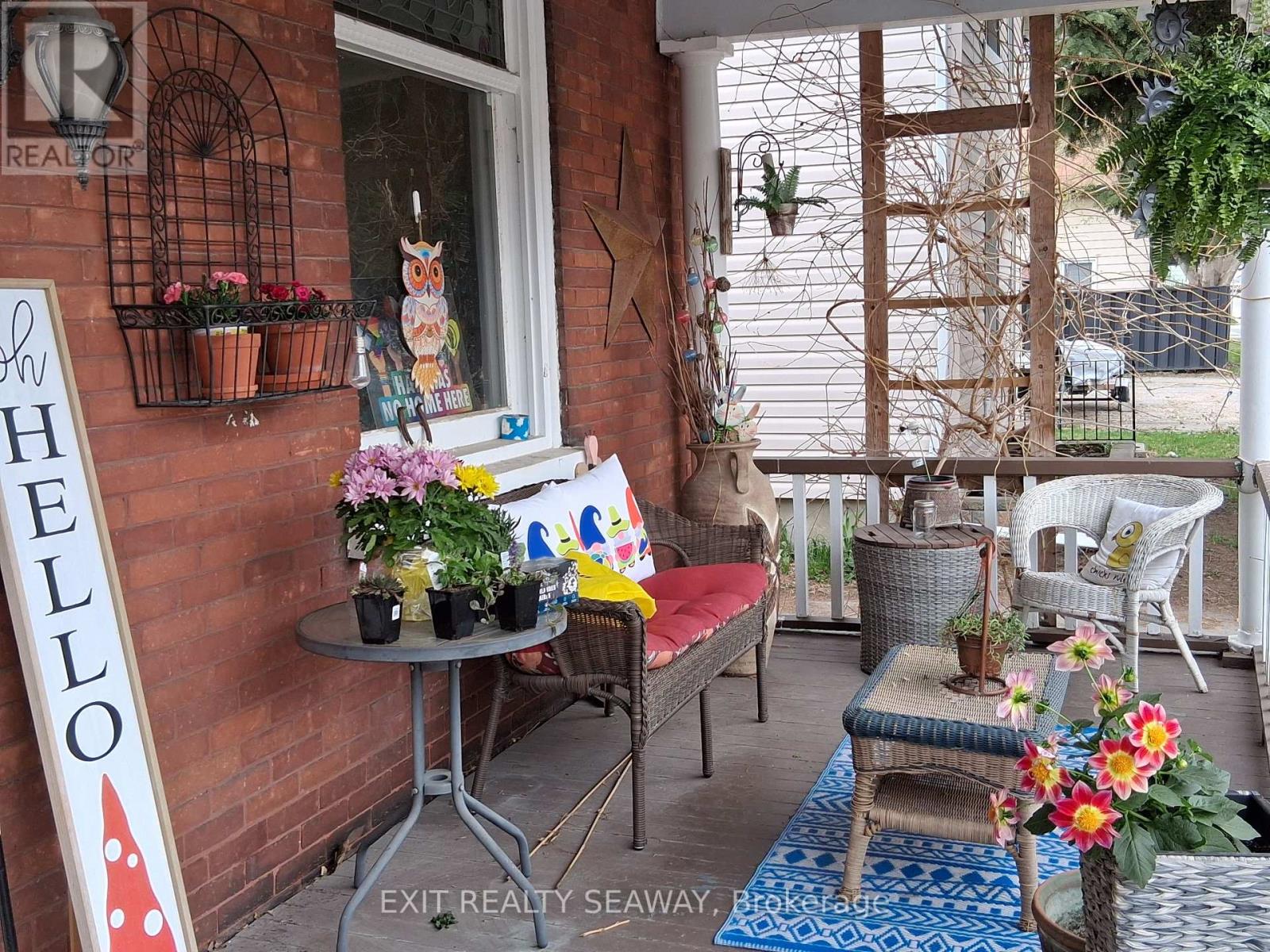 Property at 72 JOHN STREET image 3