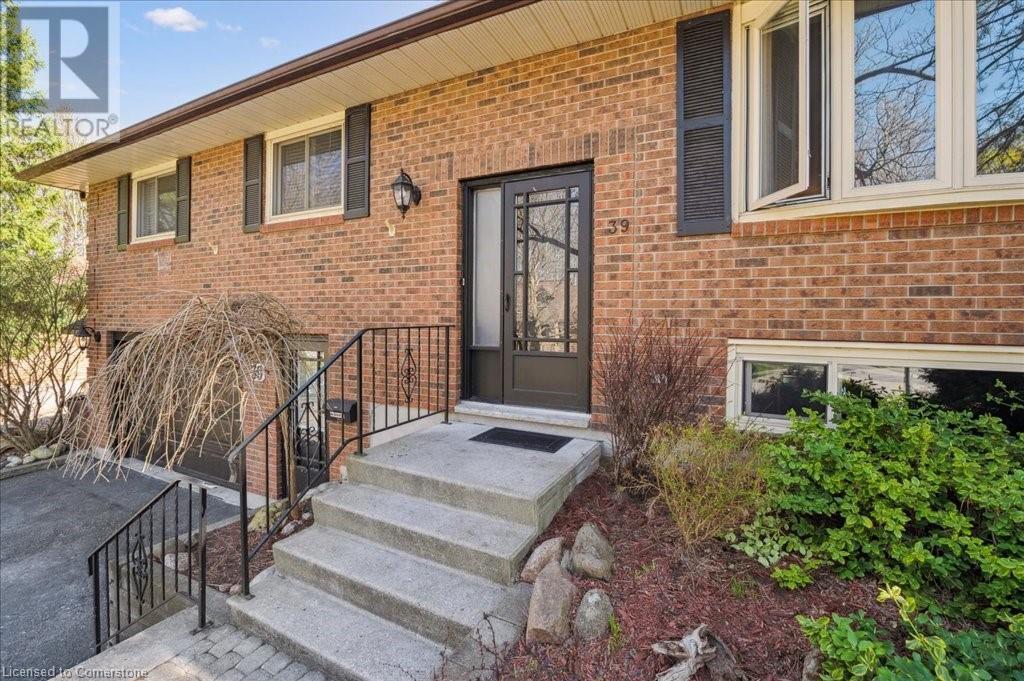39 Gordon Street, Cambridge, Ontario  N1S 4K7 - Photo 8 - 40722870