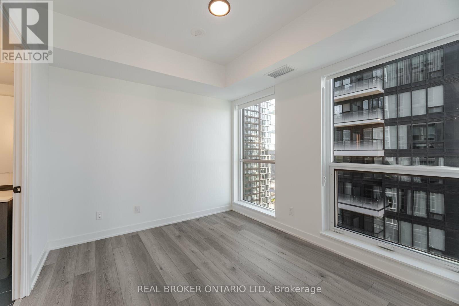 4005 - 327 King Street W, Toronto, Ontario  M5V 0W7 - Photo 14 - C12112465