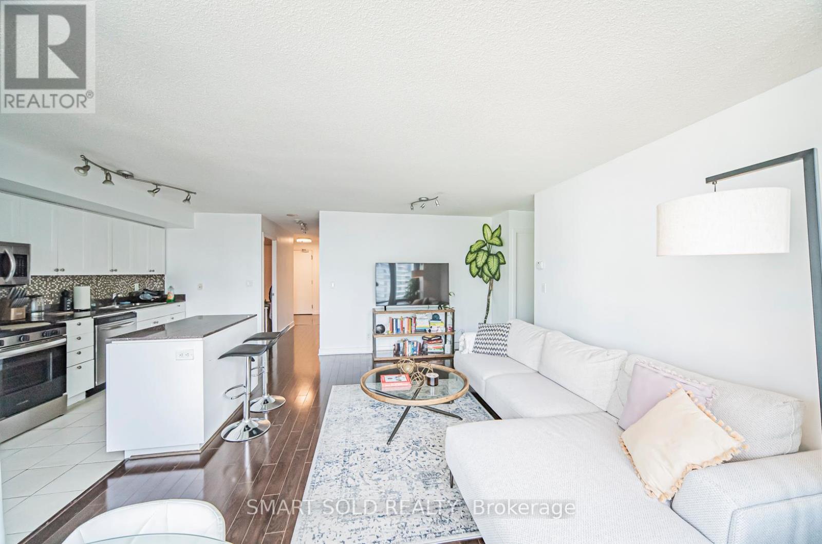 2710 - 81 Navy Wharf Court, Toronto (Waterfront Communities), Ontario  M5V 3S2 - Photo 15 - C12112536