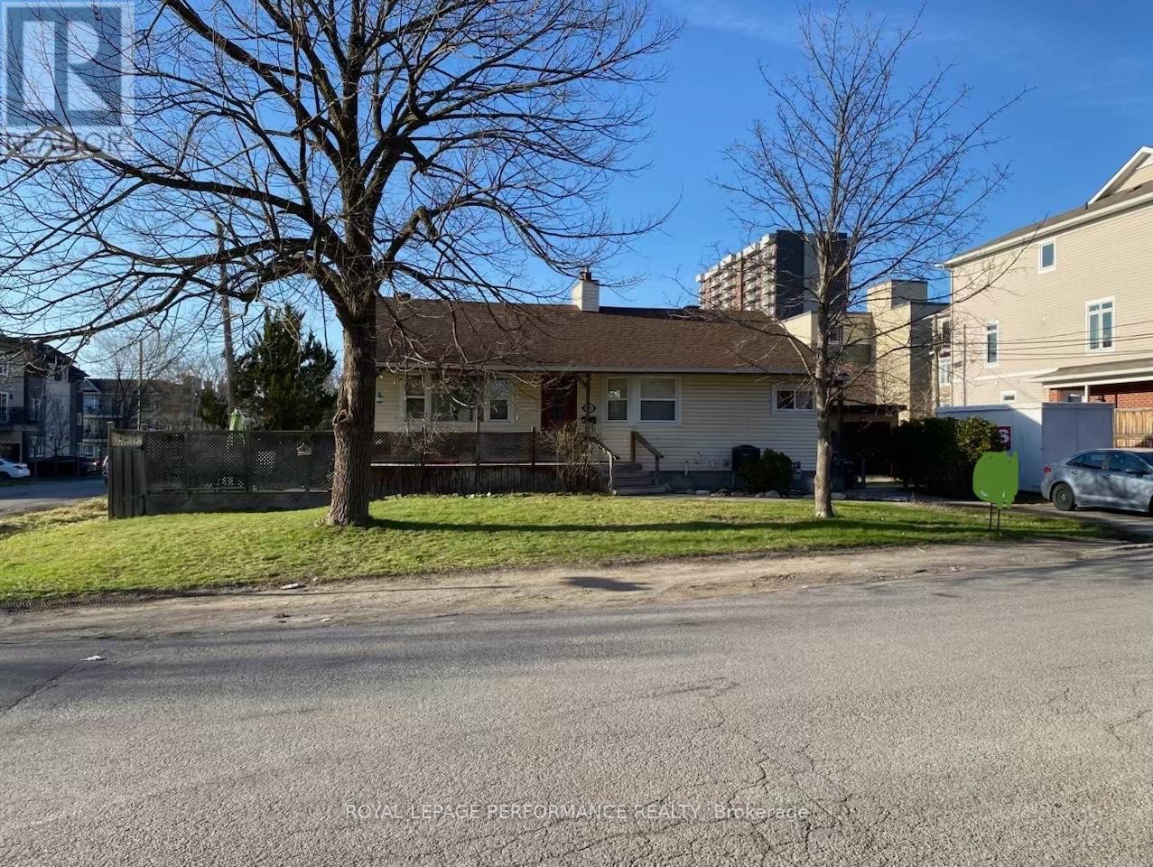 Property at 1125 ROCKINGHAM AVENUE image 2