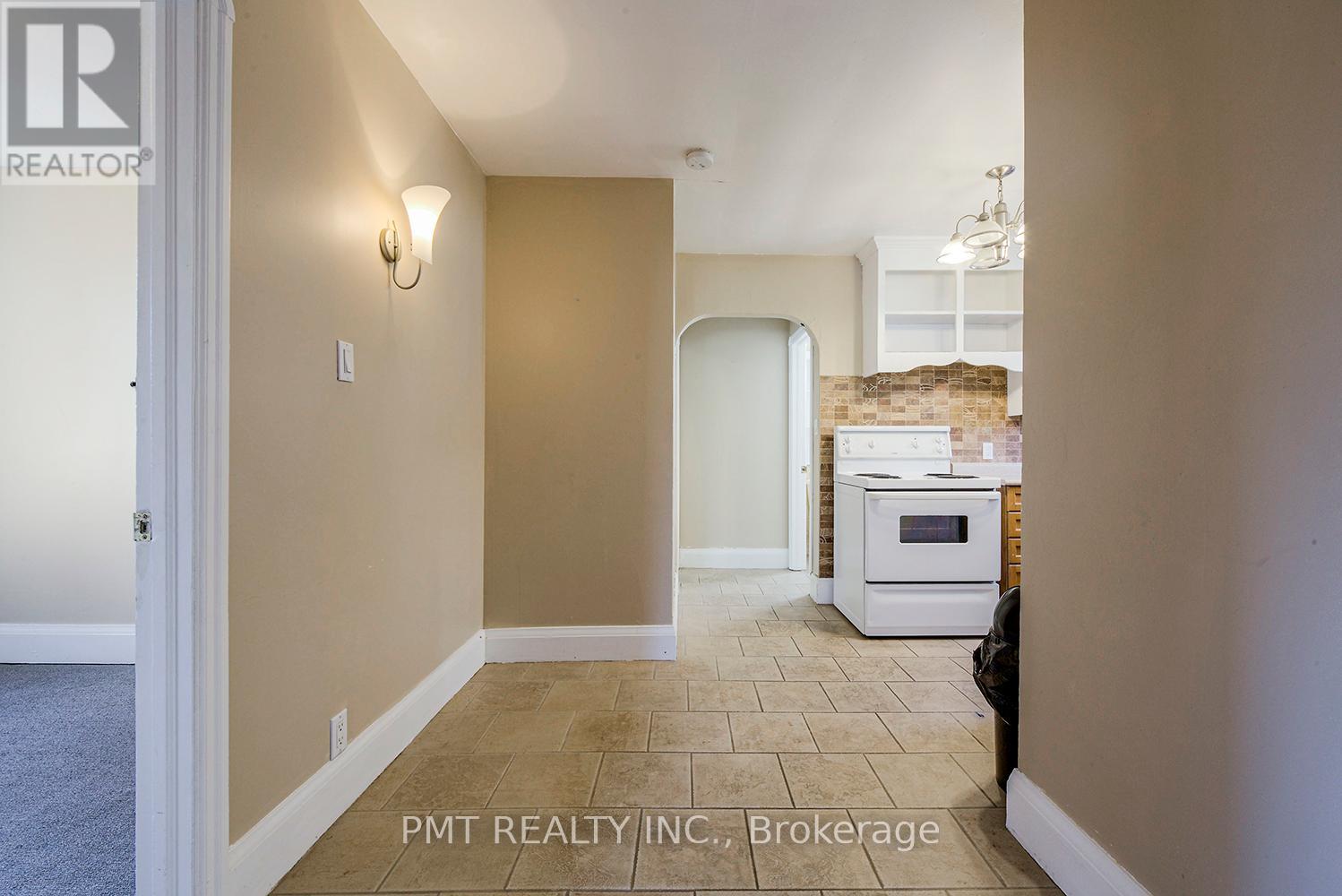 1 - 393 King Street E, Oshawa, Ontario  L1H 1E3 - Photo 8 - E12112511