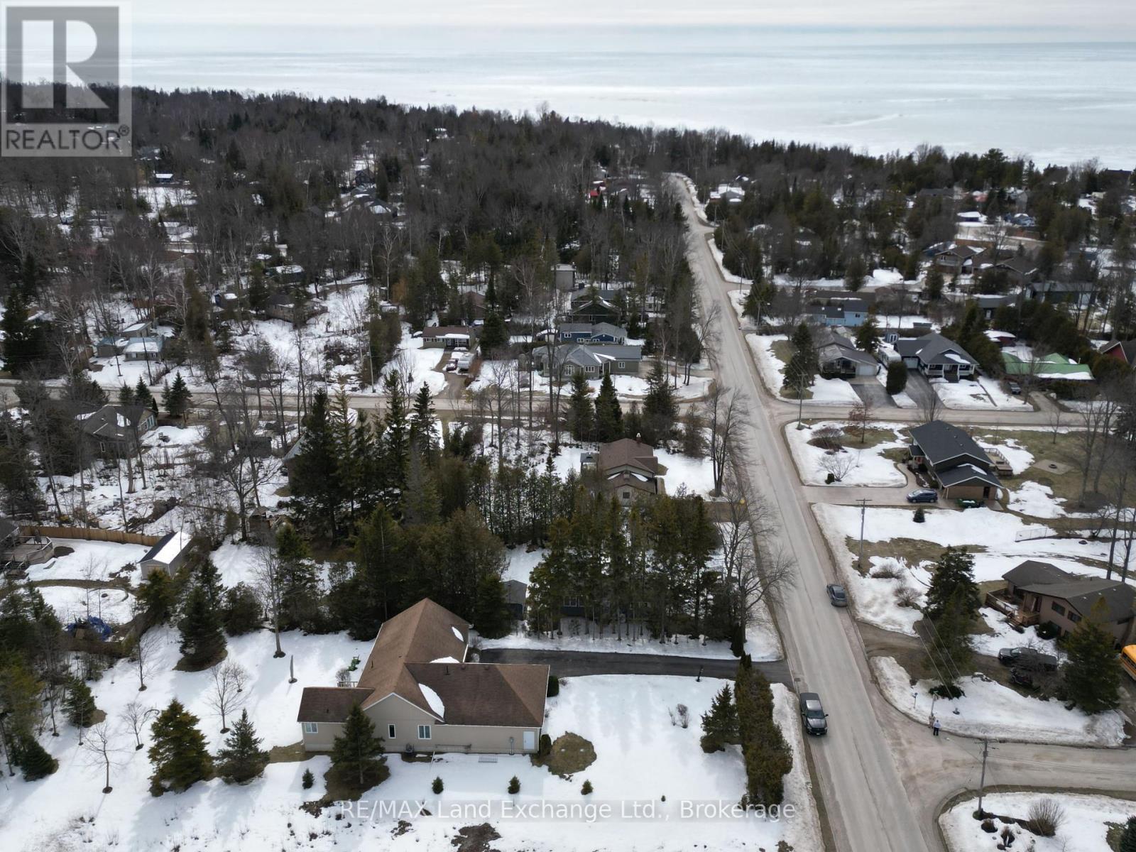 282 Huron Road, Huron-Kinloss, Ontario  N2Z 2X3 - Photo 19 - X12018871