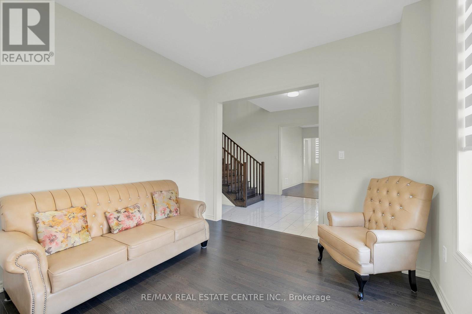 20 Magnolia Avenue, Adjala-Tosorontio, Ontario  L0G 1W0 - Photo 10 - N12112371