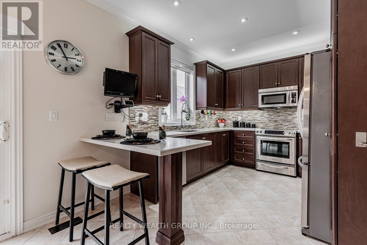 107 Bellini Avenue, Vaughan, Ontario  L4H 0R7 - Photo 12 - N12112410