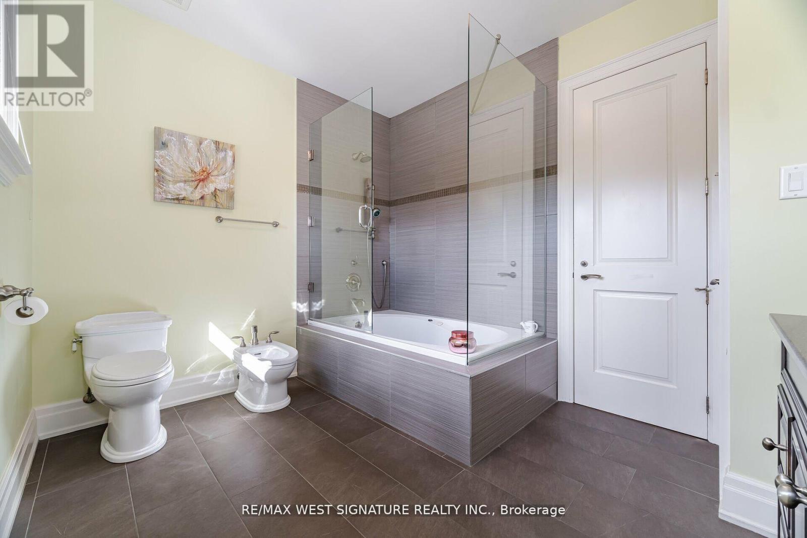 12 Gosling Road, Vaughan, Ontario  L6A 1E2 - Photo 27 - N12112432