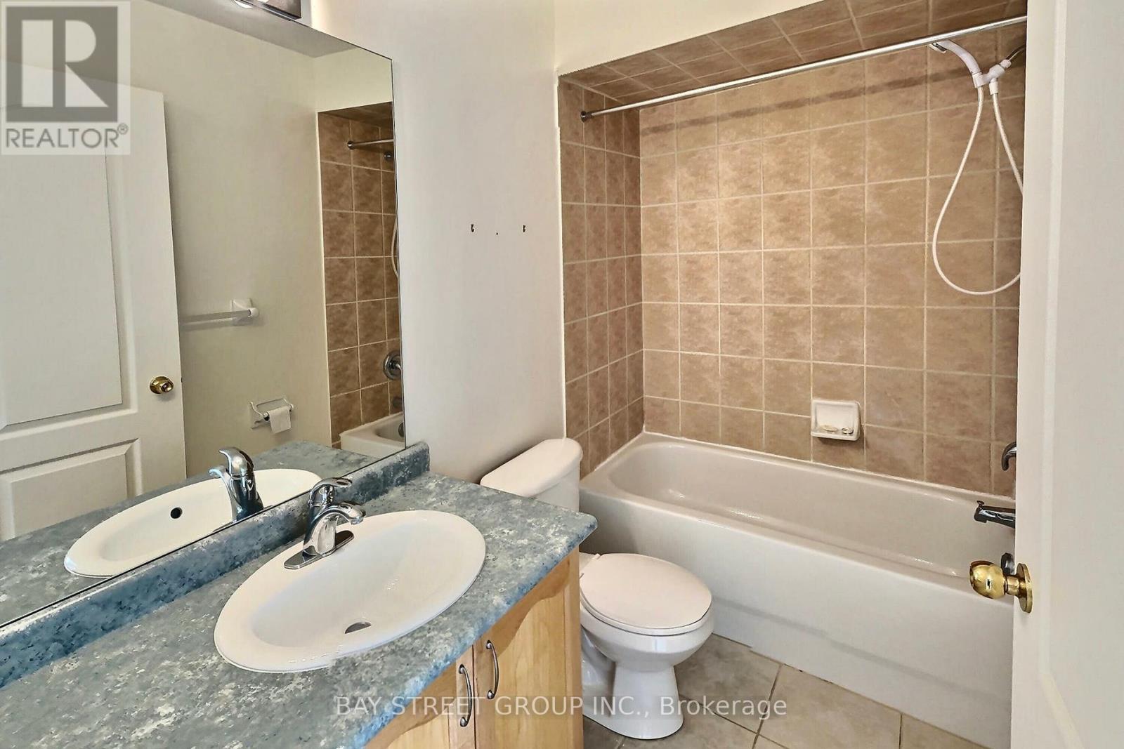 1 Williams Street, Markham, Ontario  L6C 0C2 - Photo 15 - N12112447
