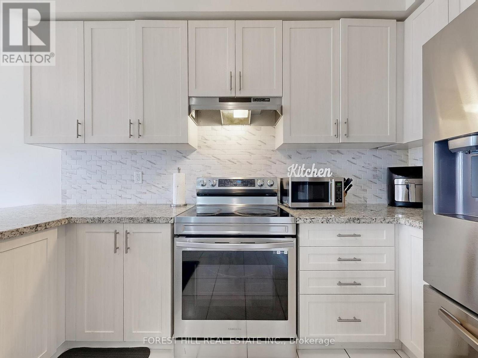 74 Mac Campbell Way N, Bradford West Gwillimbury, Ontario  L3Z 0P6 - Photo 19 - N12112576
