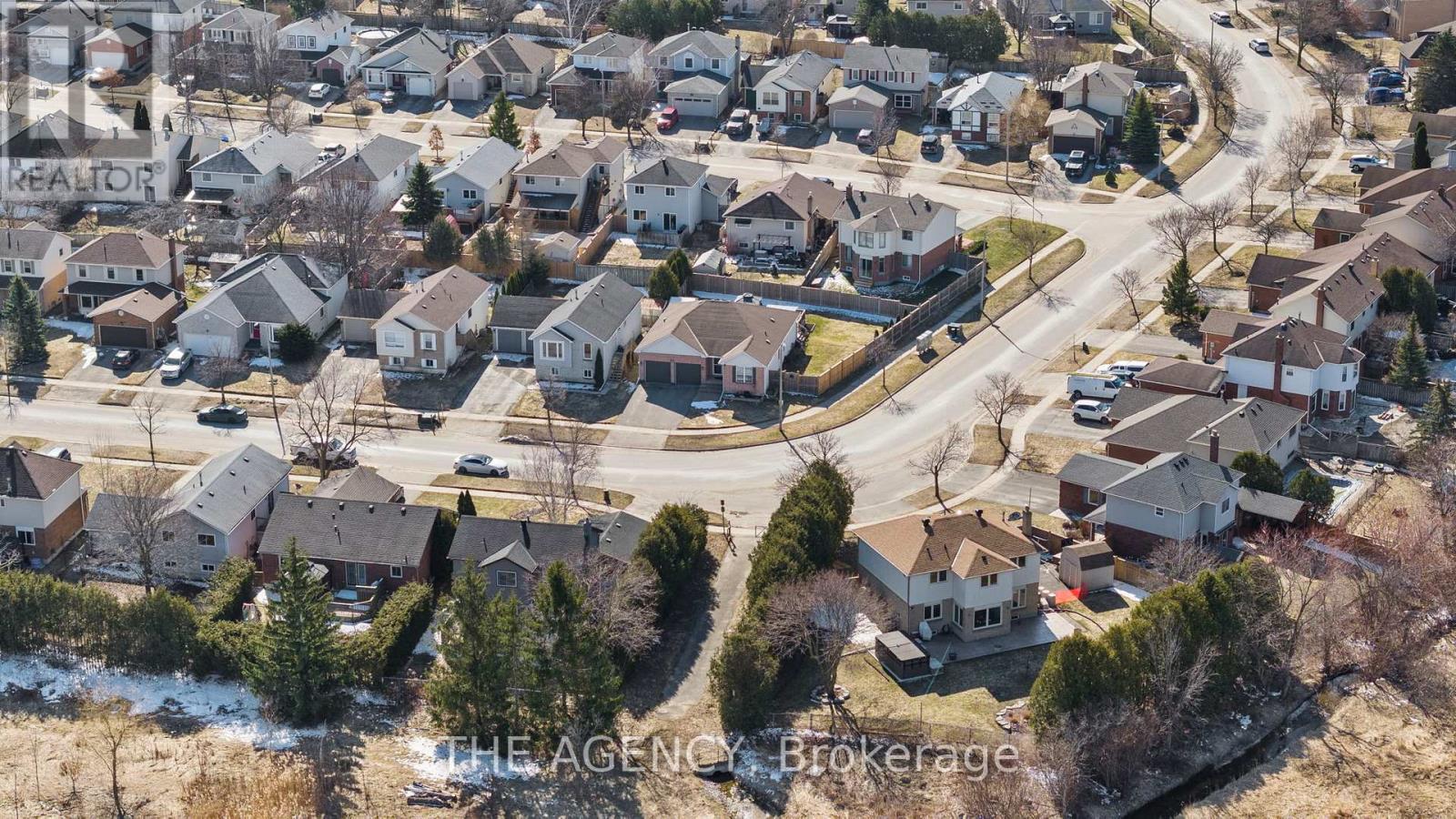 22 Herrell Avenue, Barrie (Painswick North), Ontario  L4N 6T5 - Photo 45 - S12112370