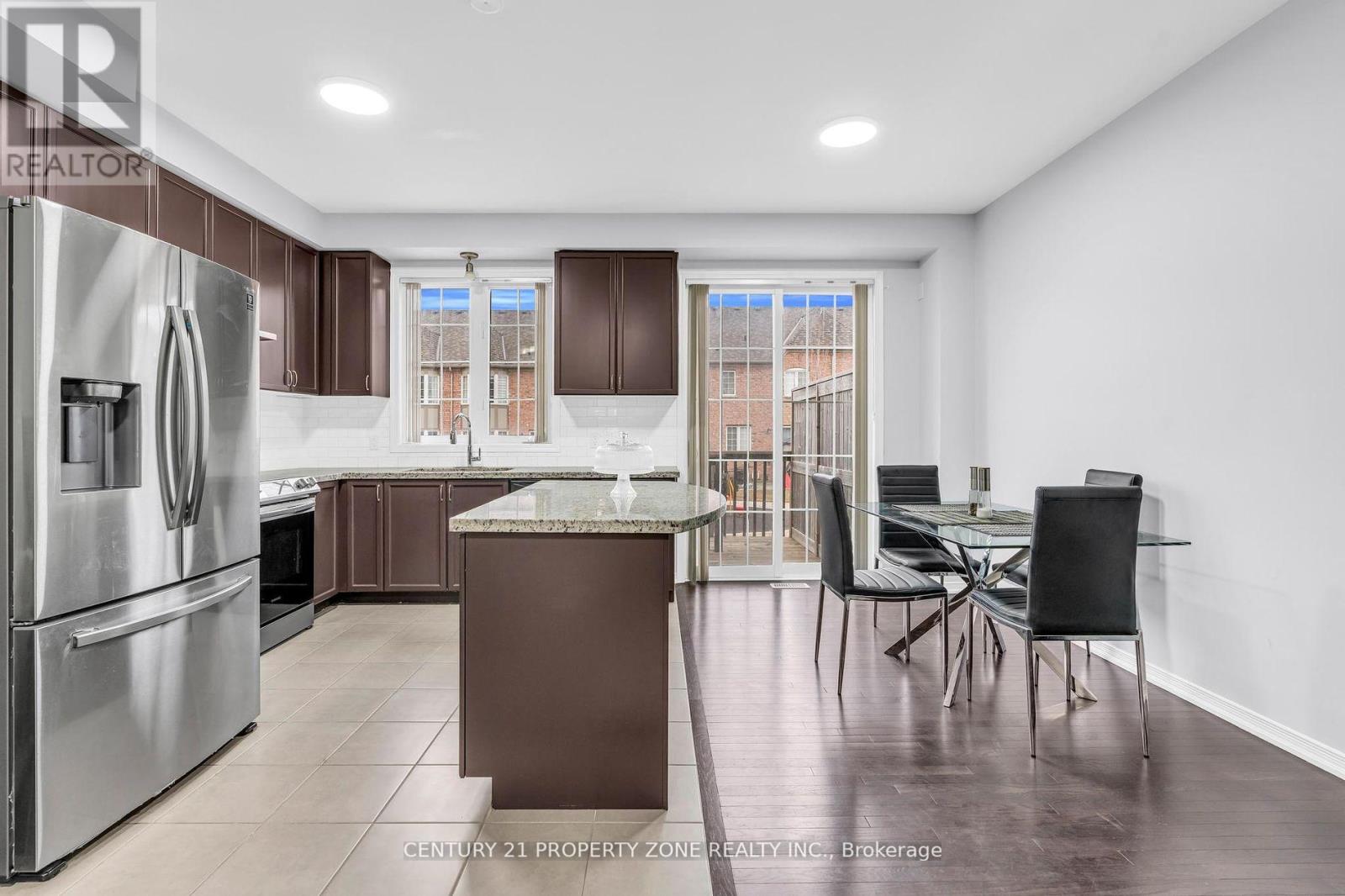 62 Utopia Way, Brampton, Ontario  L6P 4A5 - Photo 15 - W12104622