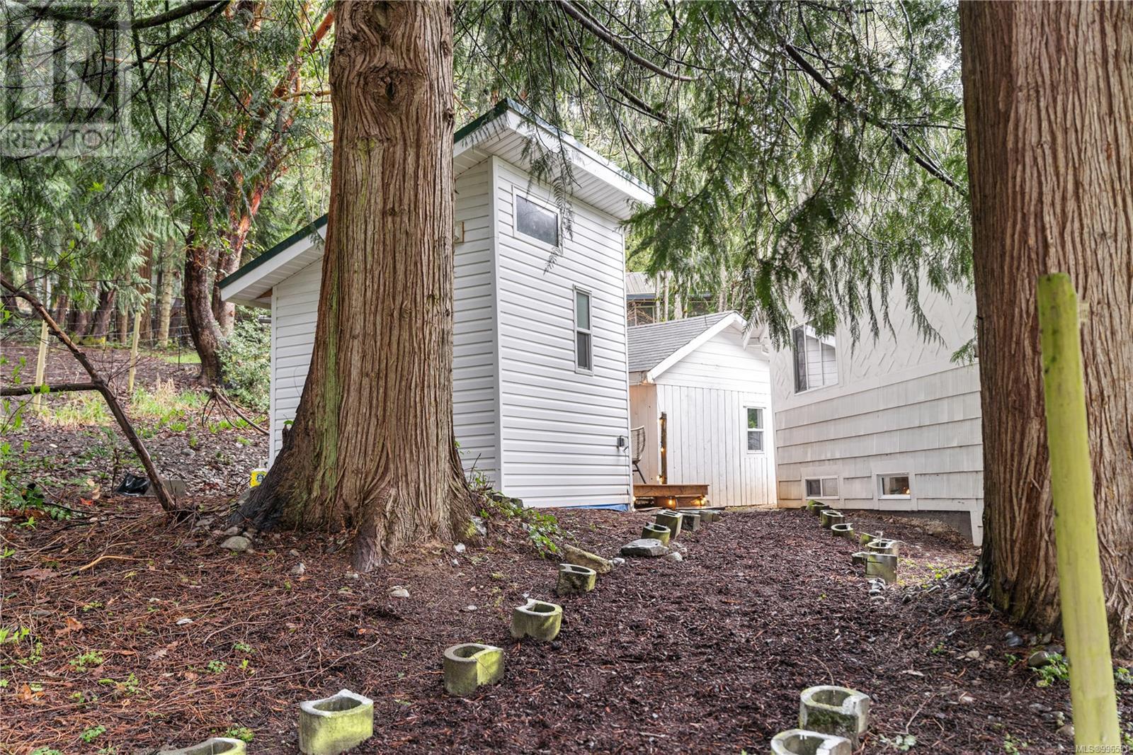 11255 Nitinat Rd, North Saanich, British Columbia  V8L 5R8 - Photo 48 - 996591