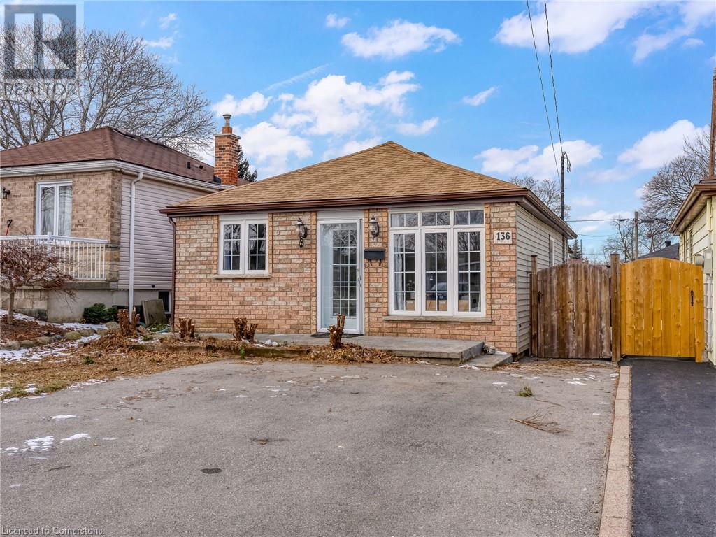 136 EAST 45TH Street, Hamilton, Ontario