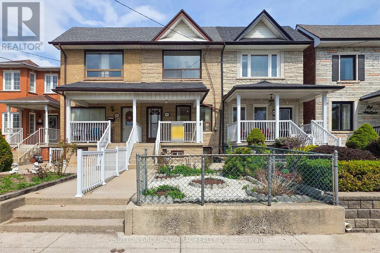 Property at 98 WALLACE AVENUE image 2