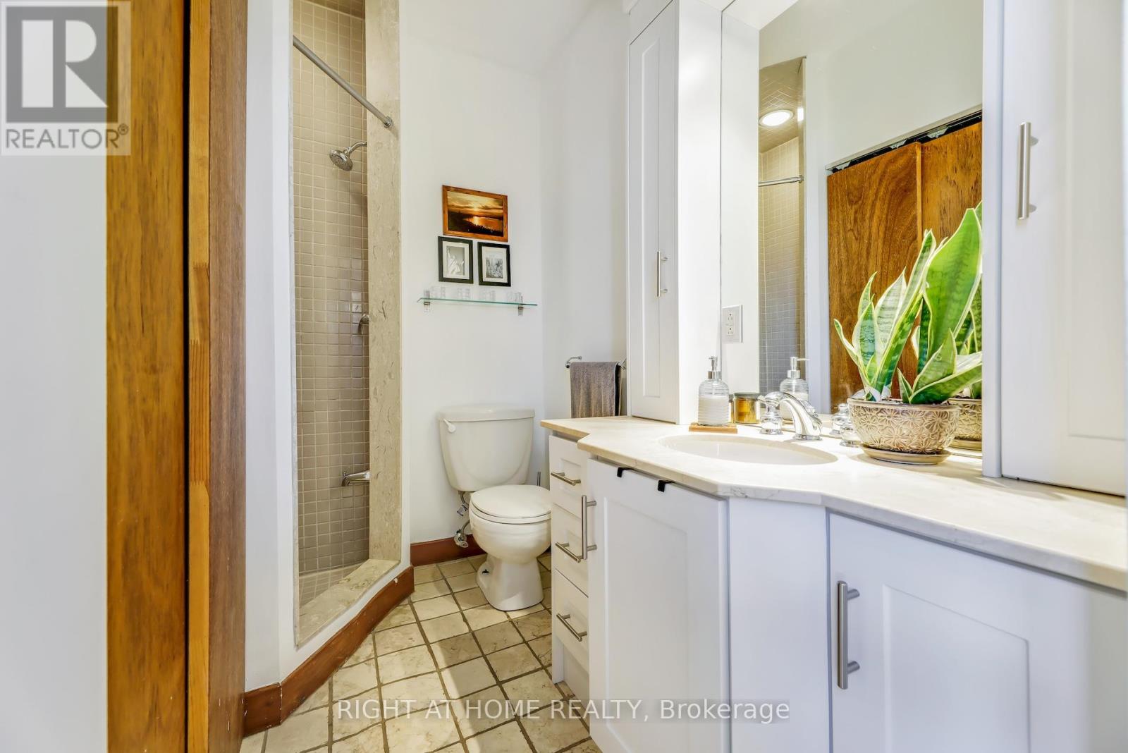 504 - 1 St Johns Road, Toronto (Junction Area), Ontario  M6P 1T7 - Photo 31 - W12112489