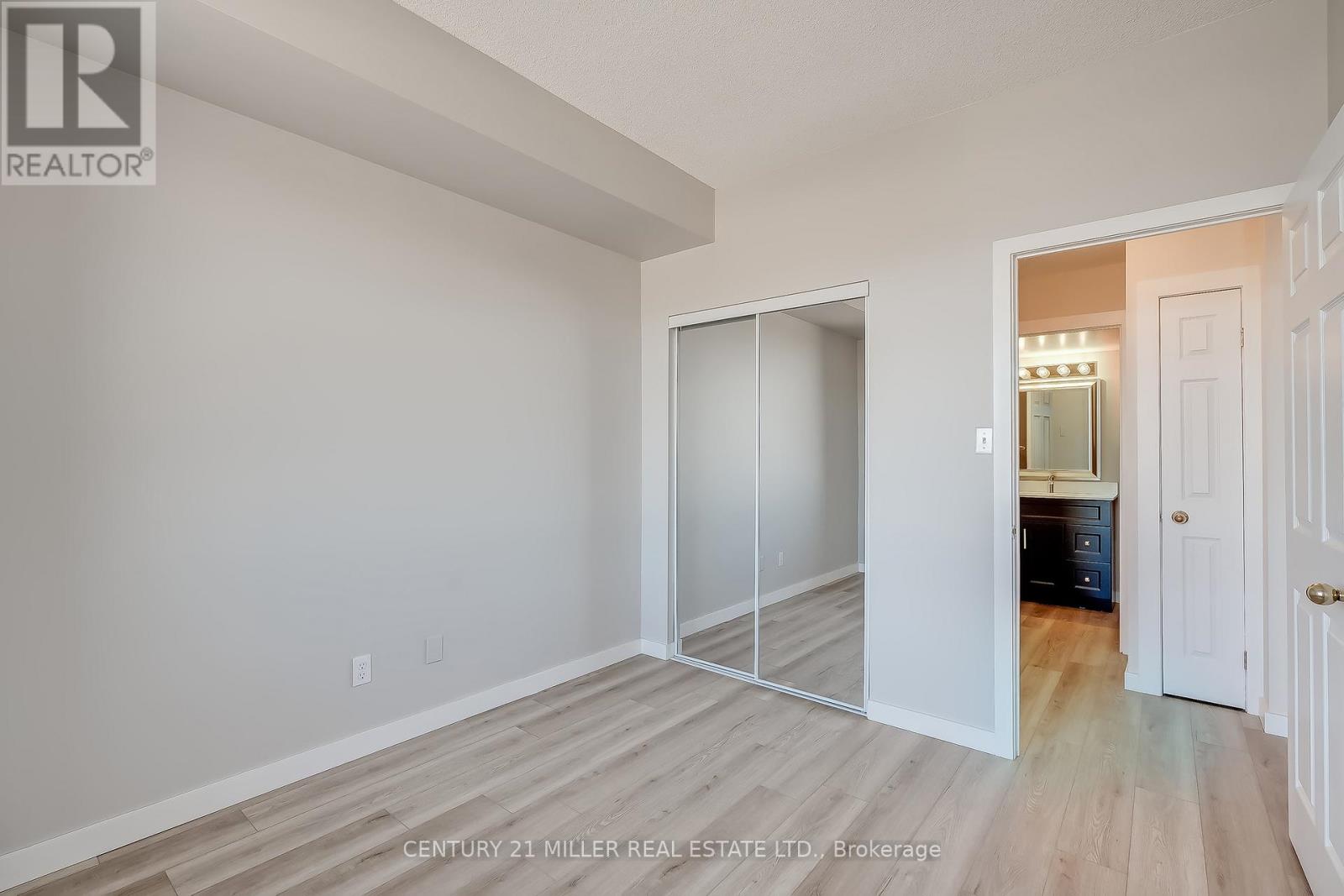608 - 32 Tannery Street, Mississauga, Ontario  L5M 6T6 - Photo 10 - W12112499