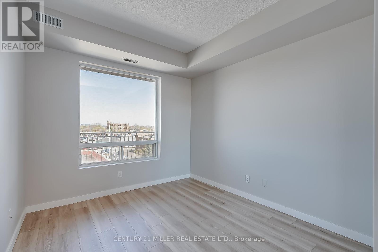608 - 32 Tannery Street, Mississauga, Ontario  L5M 6T6 - Photo 9 - W12112499