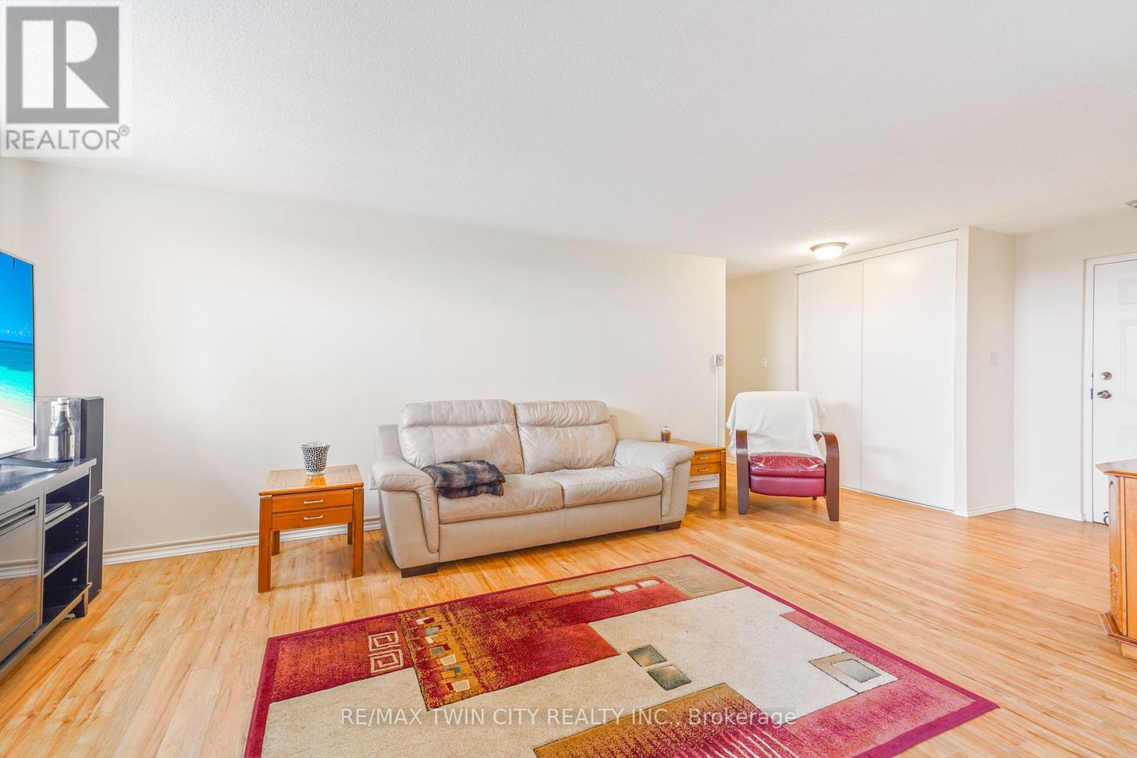 506 - 421 Fairview Drive, Brantford, Ontario  N3R 7M3 - Photo 12 - X12112451