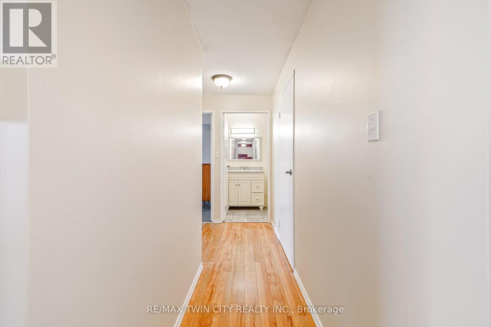 506 - 421 Fairview Drive, Brantford, Ontario  N3R 7M3 - Photo 14 - X12112451
