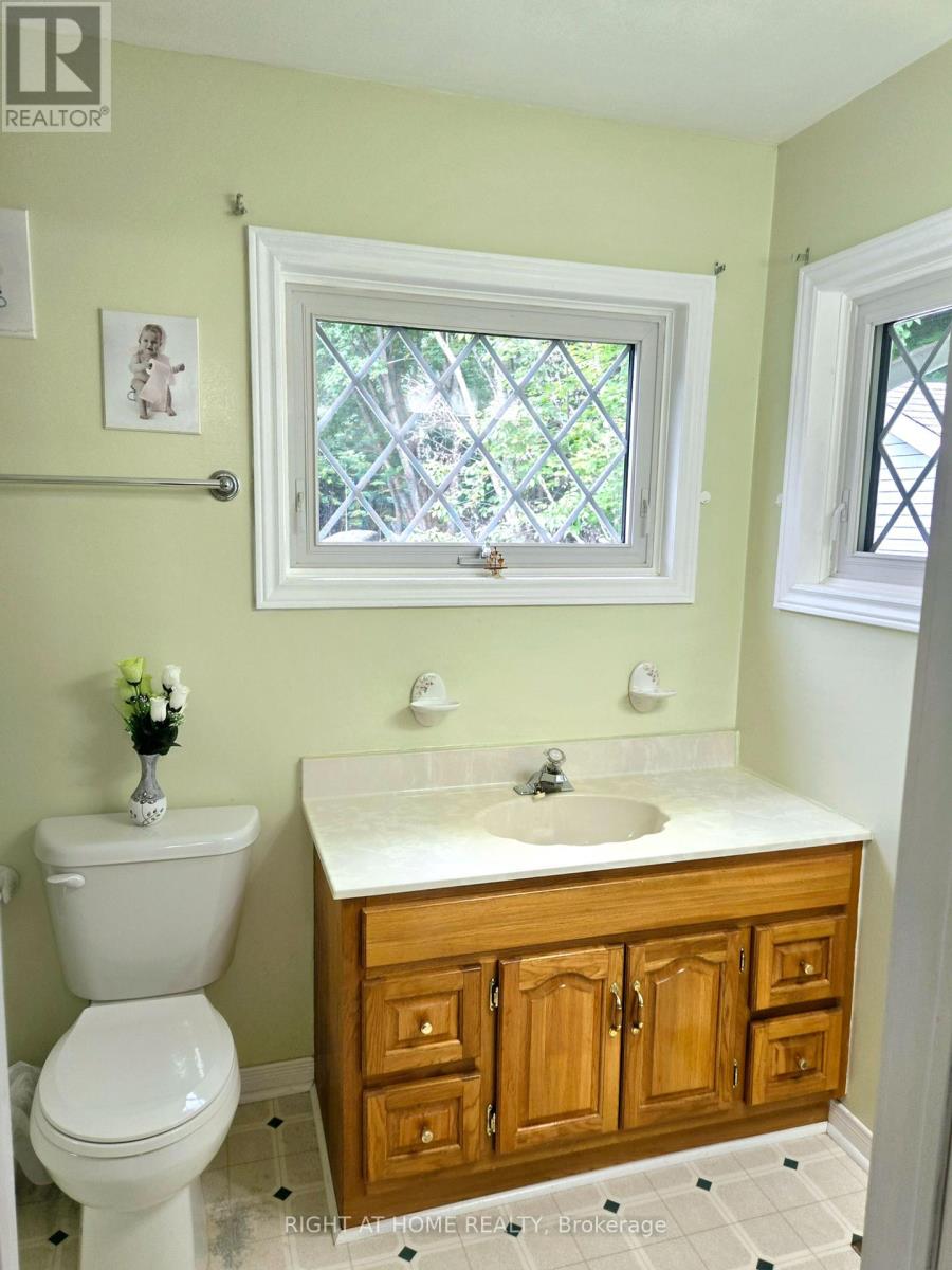 40 - 1043 Lobo Drive E, Minden Hills, Ontario  K0M 2K0 - Photo 13 - X12112466