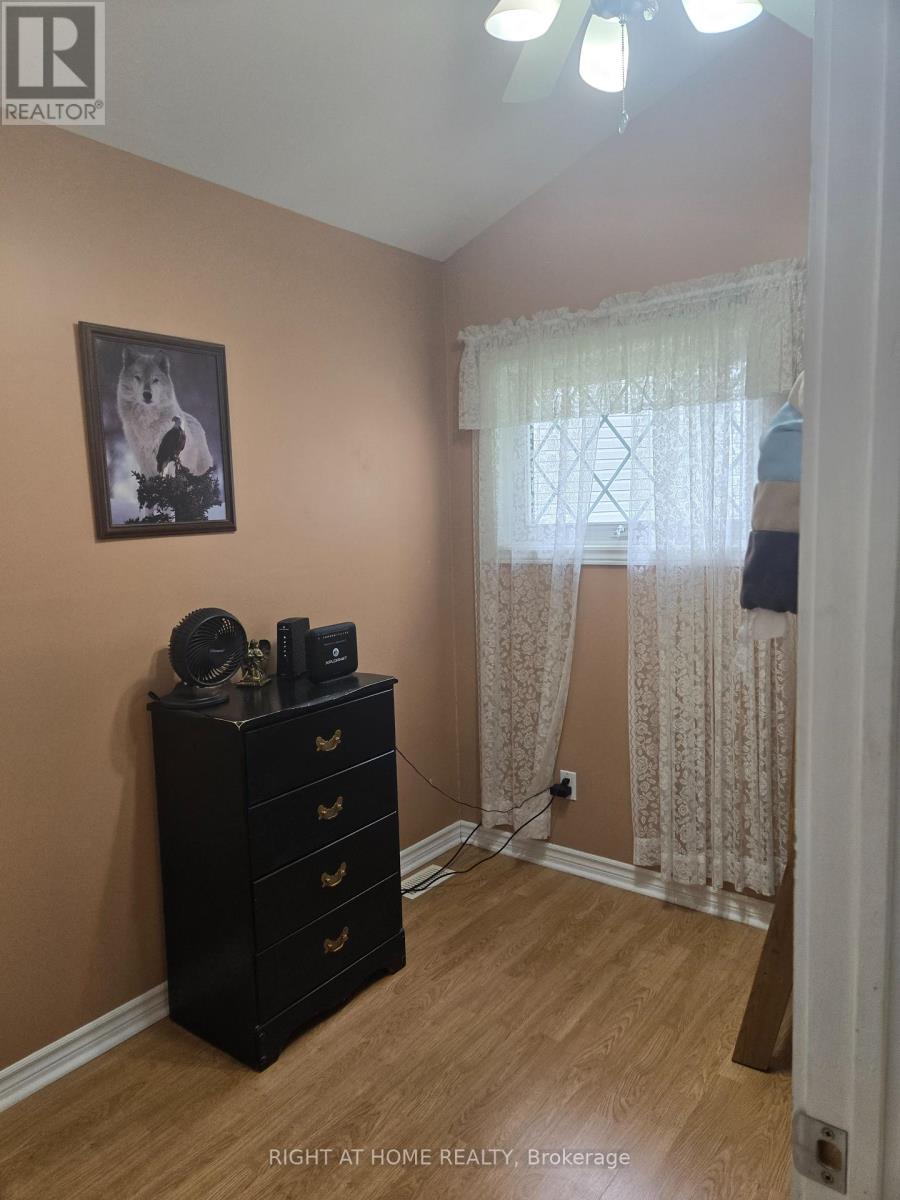 40 - 1043 Lobo Drive E, Minden Hills, Ontario  K0M 2K0 - Photo 16 - X12112466
