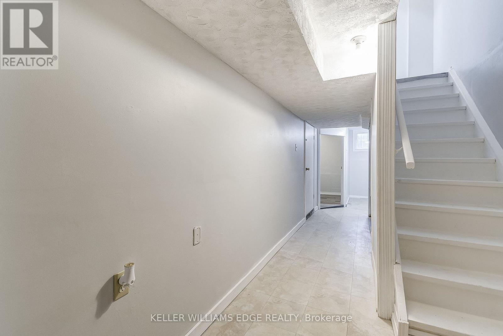3 - 1355 Upper Gage Avenue, Hamilton, Ontario  L8W 1Y2 - Photo 24 - X12112550