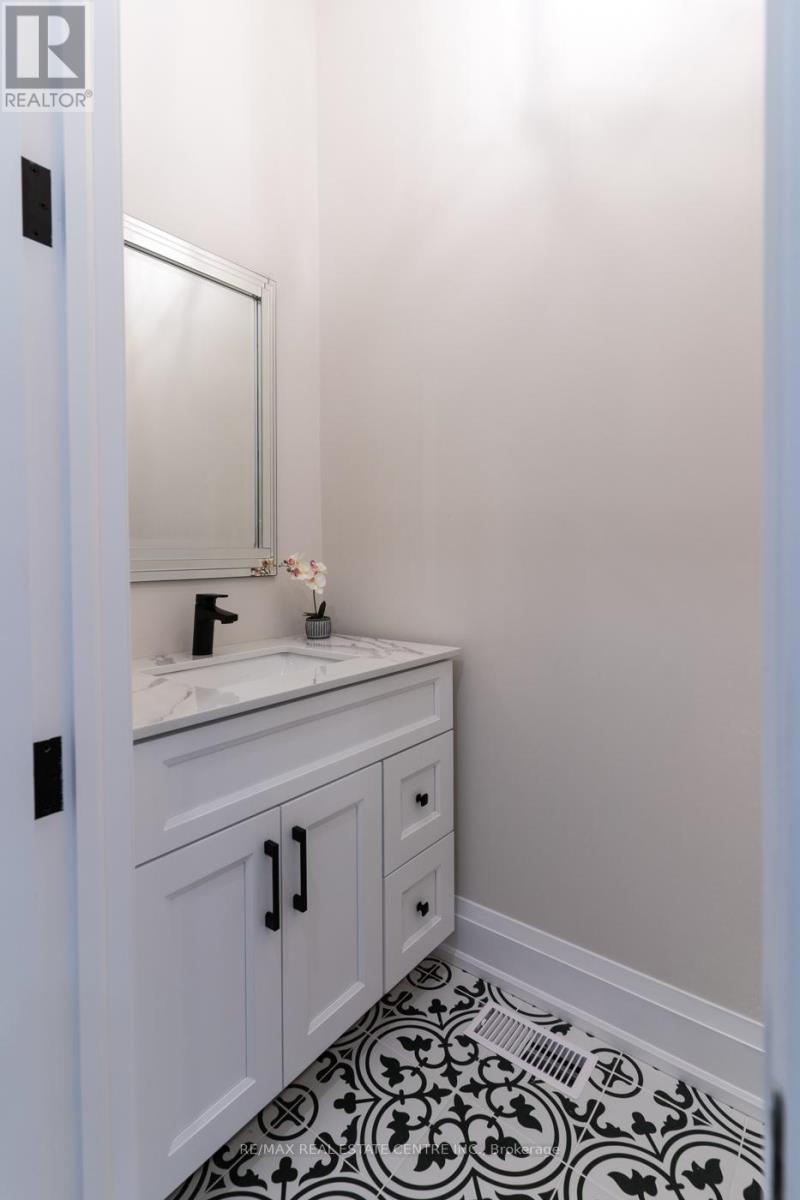 1 West Avenue, Hamilton, Ontario  L8E 5L5 - Photo 18 - X12013862