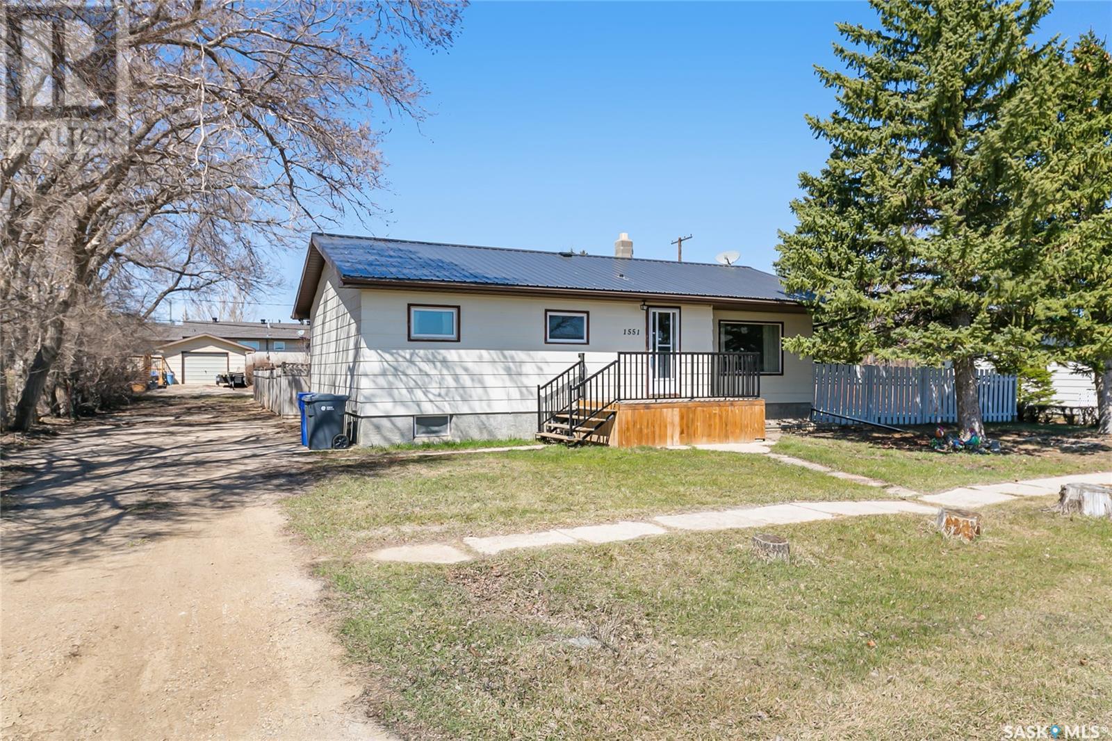 Property at 1551 Frohlick STREET image 1