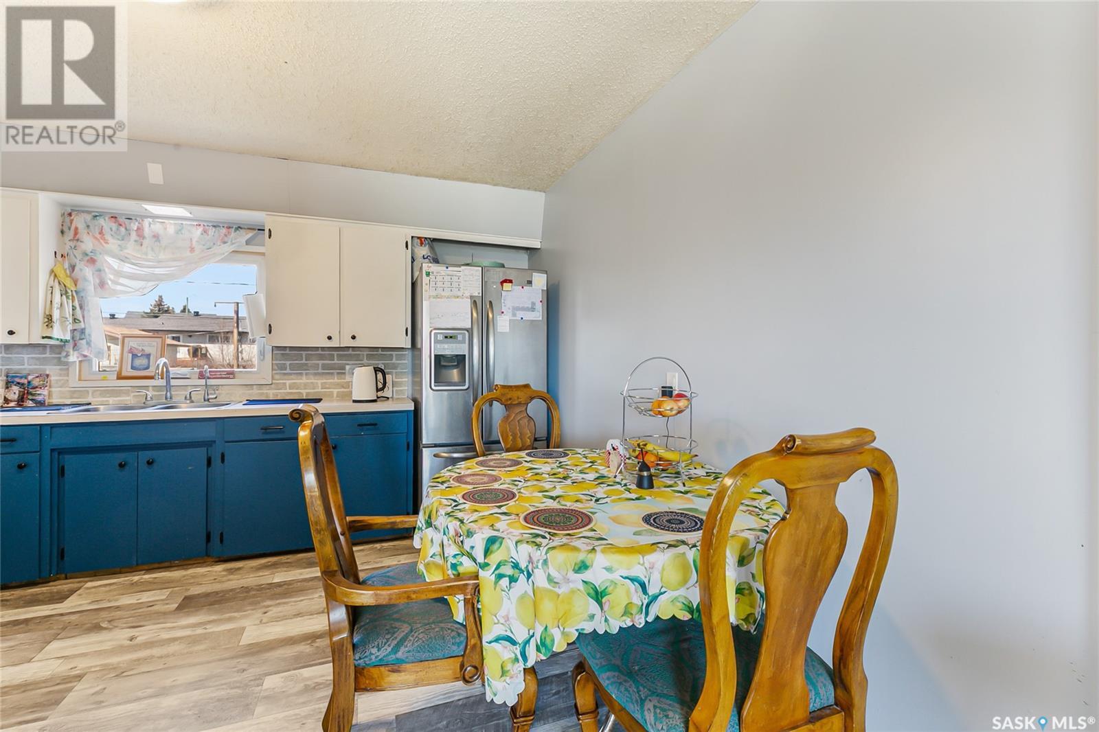 Property at 1551 Frohlick STREET image 5