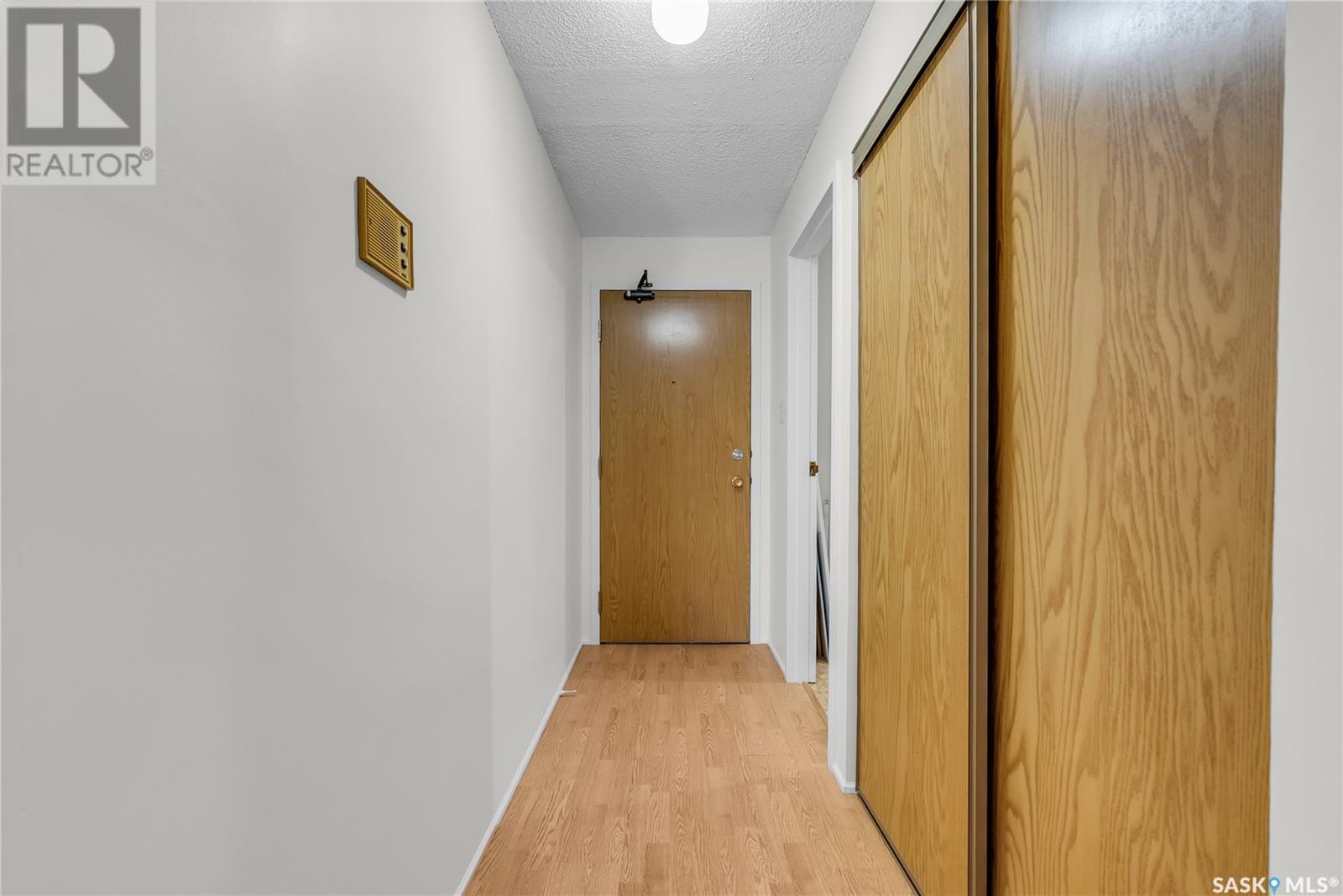 Property at 307 610 Hilliard STREET W image 3