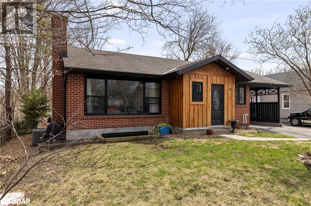 99 Wellington Street E, Barrie, Ontario  L4M 2C6 - Photo 1 - 40722911