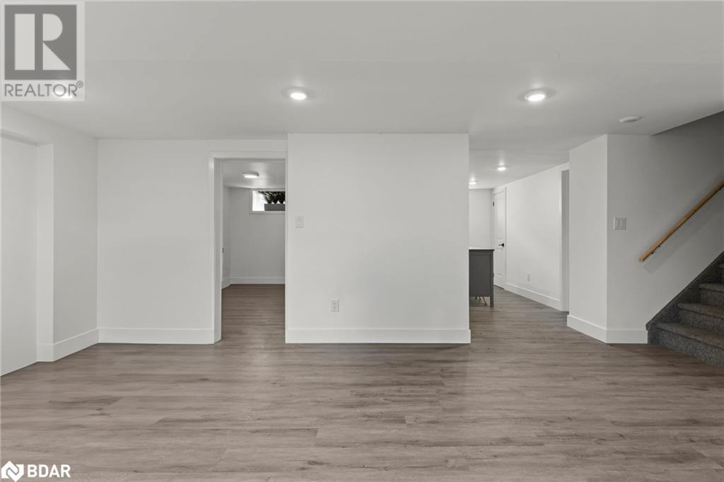 99 Wellington Street E, Barrie, Ontario  L4M 2C6 - Photo 27 - 40722911