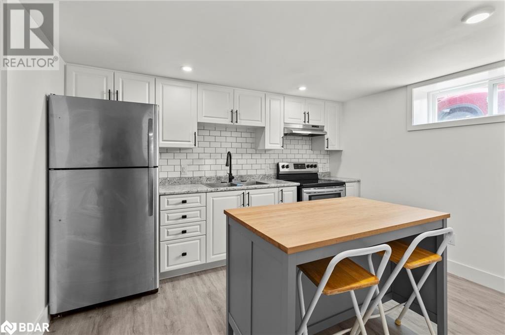 99 Wellington Street E, Barrie, Ontario  L4M 2C6 - Photo 29 - 40722911