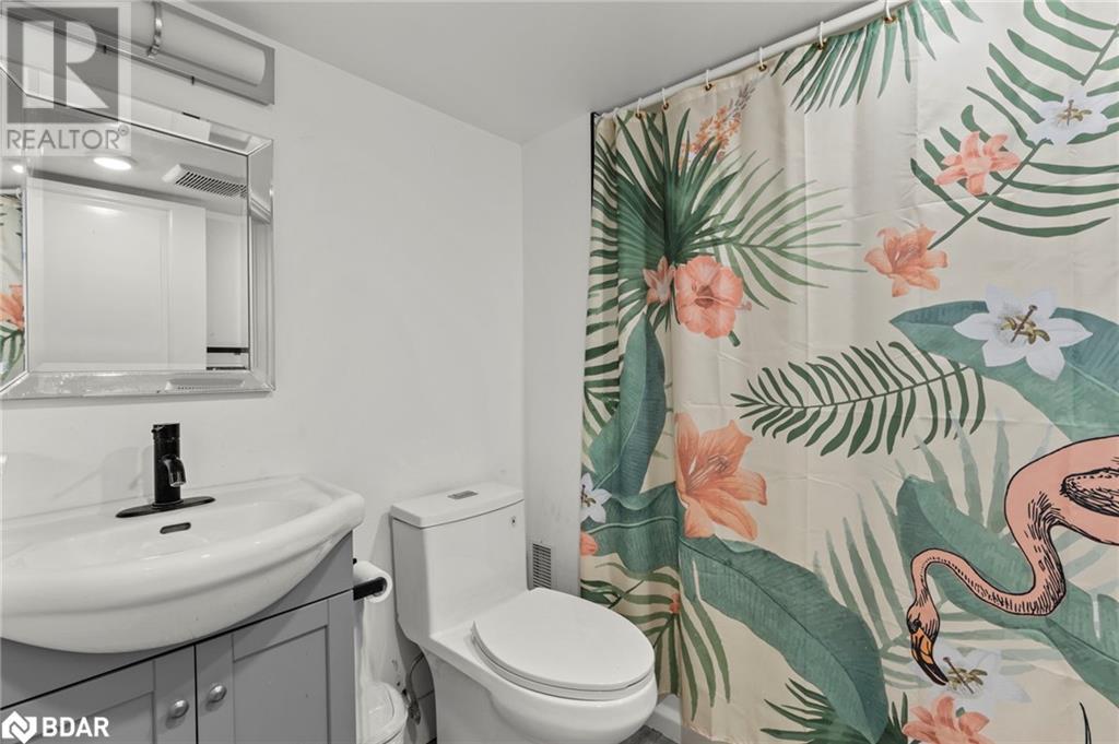 99 Wellington Street E, Barrie, Ontario  L4M 2C6 - Photo 38 - 40722911