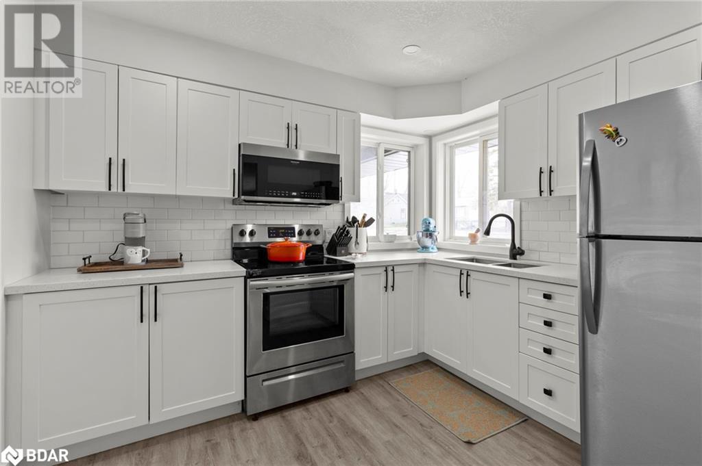 99 Wellington Street E, Barrie, Ontario  L4M 2C6 - Photo 9 - 40722911