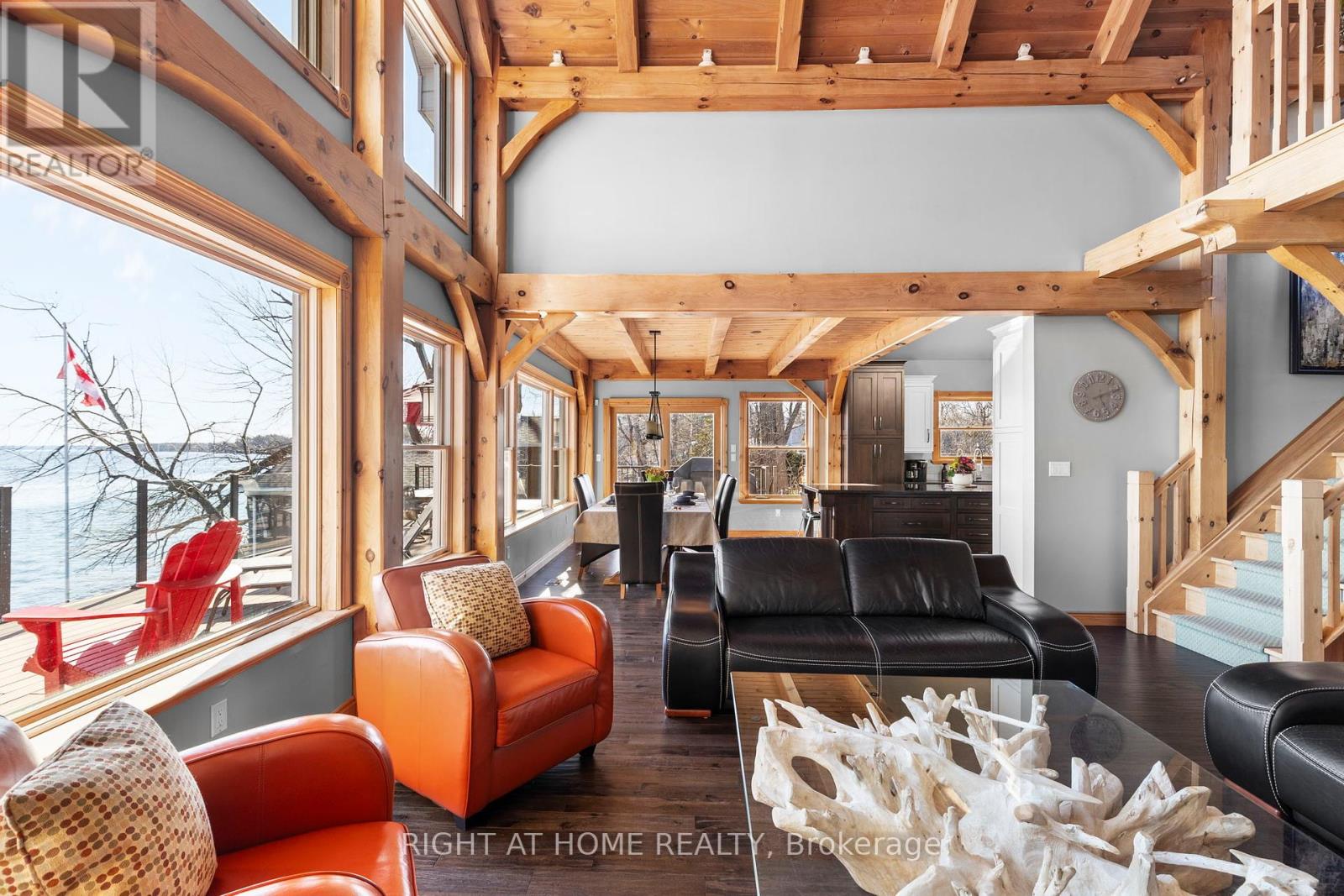 21 Lakeshore Road E, Oro-Medonte, Ontario  L0L 2E0 - Photo 26 - S12094339