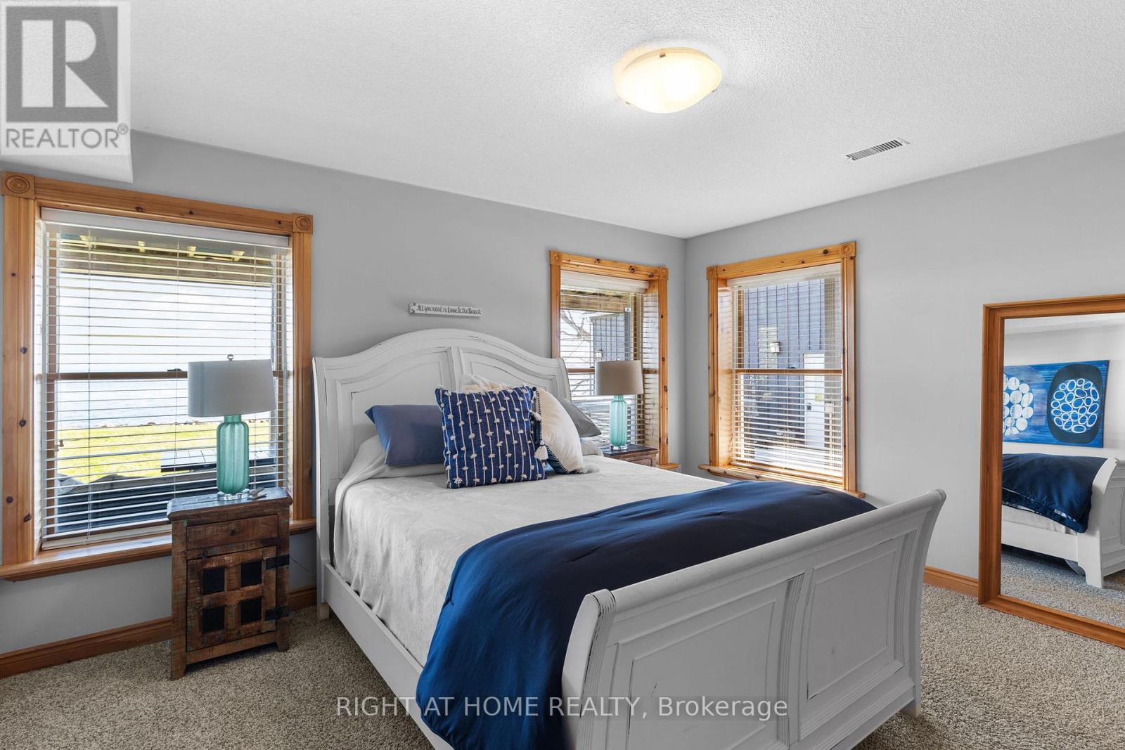 21 Lakeshore Road E, Oro-Medonte, Ontario  L0L 2E0 - Photo 47 - S12094339