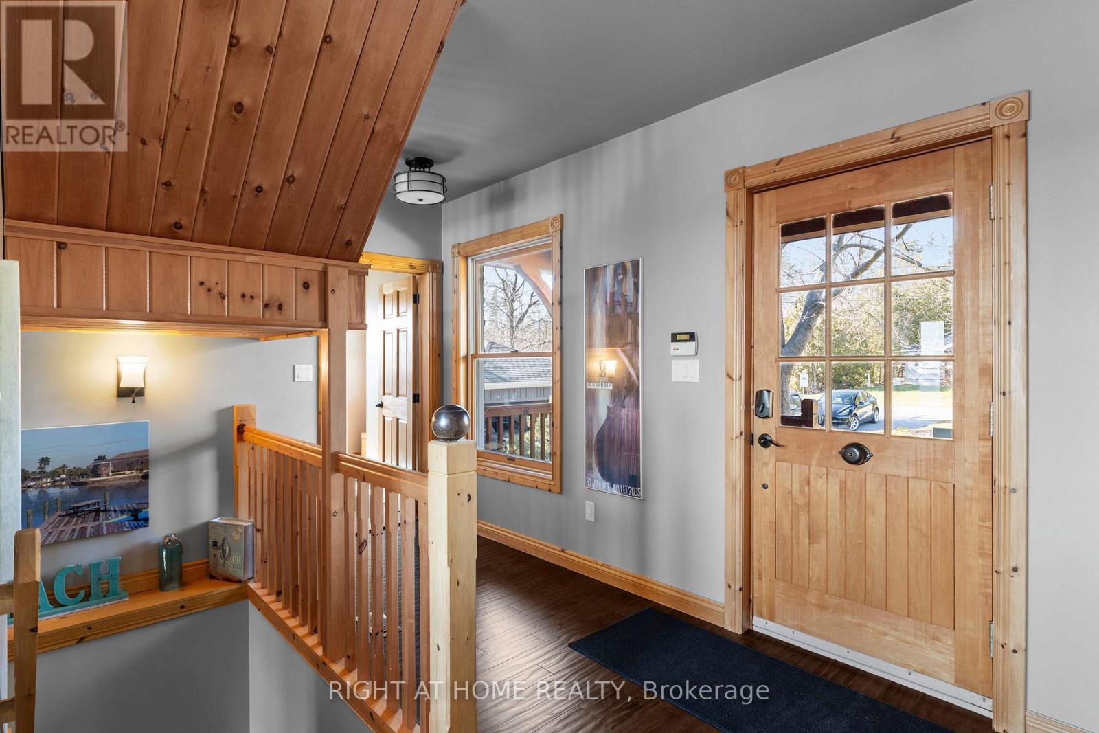 21 Lakeshore Road E, Oro-Medonte, Ontario  L0L 2E0 - Photo 20 - S12094339